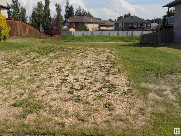 125 Cypress Dr, Wetaskiwin, AB T9A 1K6