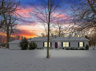 (Undisclosed Address), Foosland, IL 61845