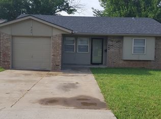 929 NW 103rd St, Oklahoma City, OK 73114