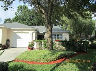 371 Steeplechase Ln, Palm Harbor, FL 34684