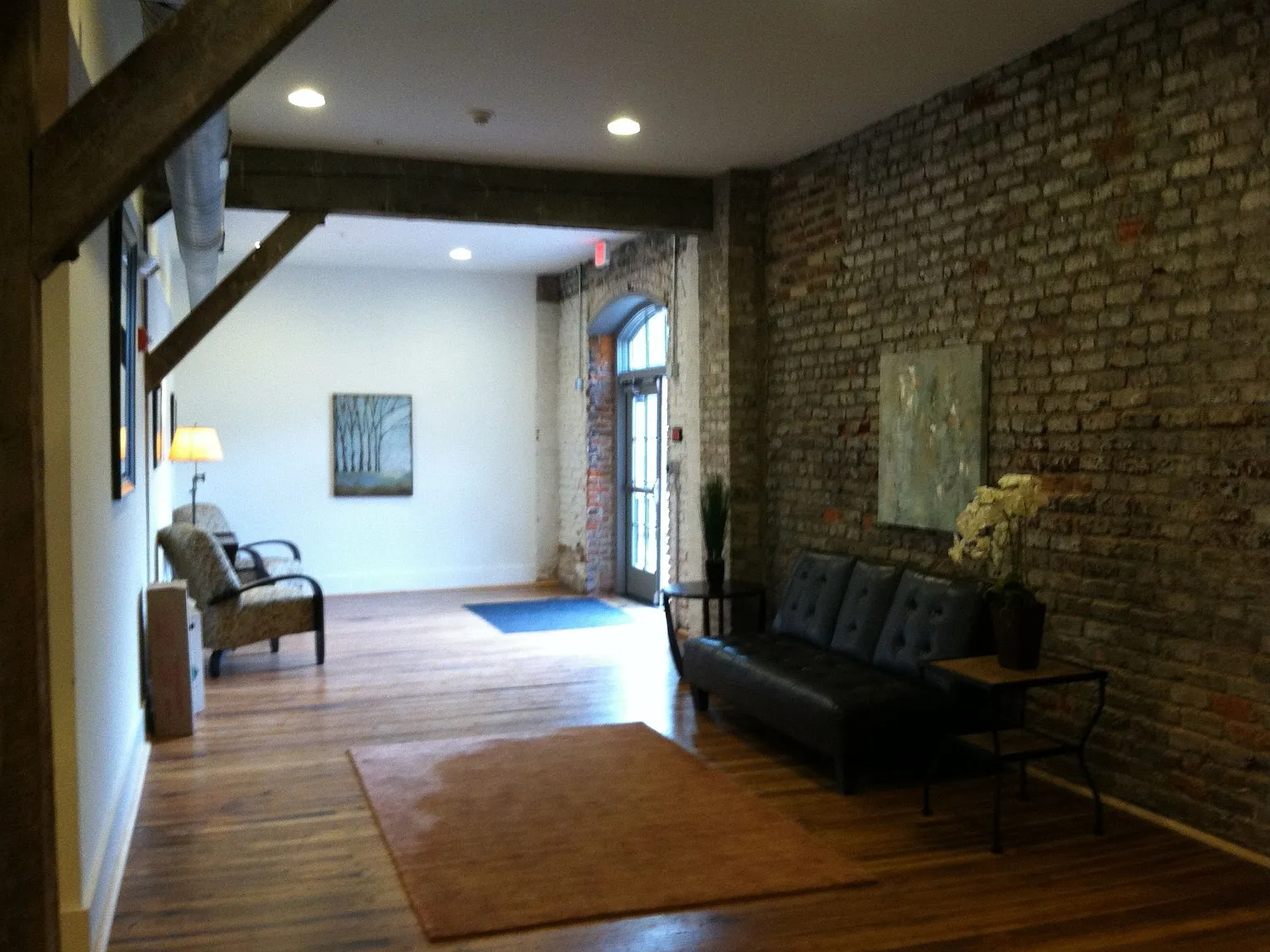 River Lofts North — Photo 3