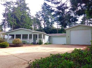 619 38th Pl, Florence, OR 97439