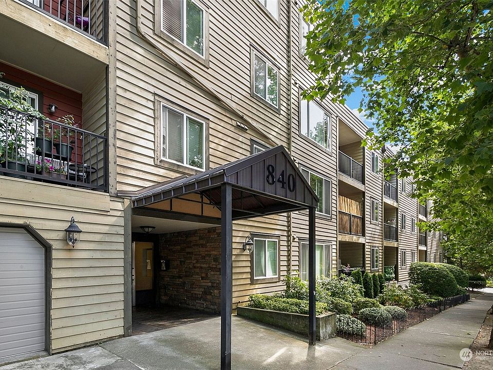 1st image of 840 NE 125th Street #405