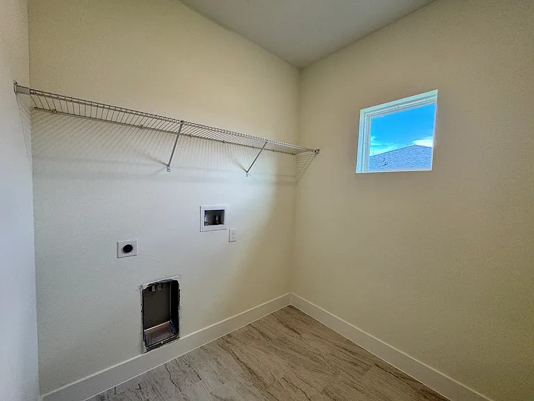 486 Big Sioux Ct — Photo 15