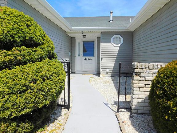 2nd image of 16 Mansfield Dr