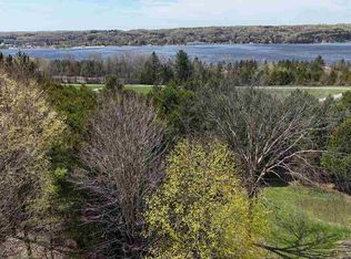 120 Lakeview Dr, East Jordan, MI 49727