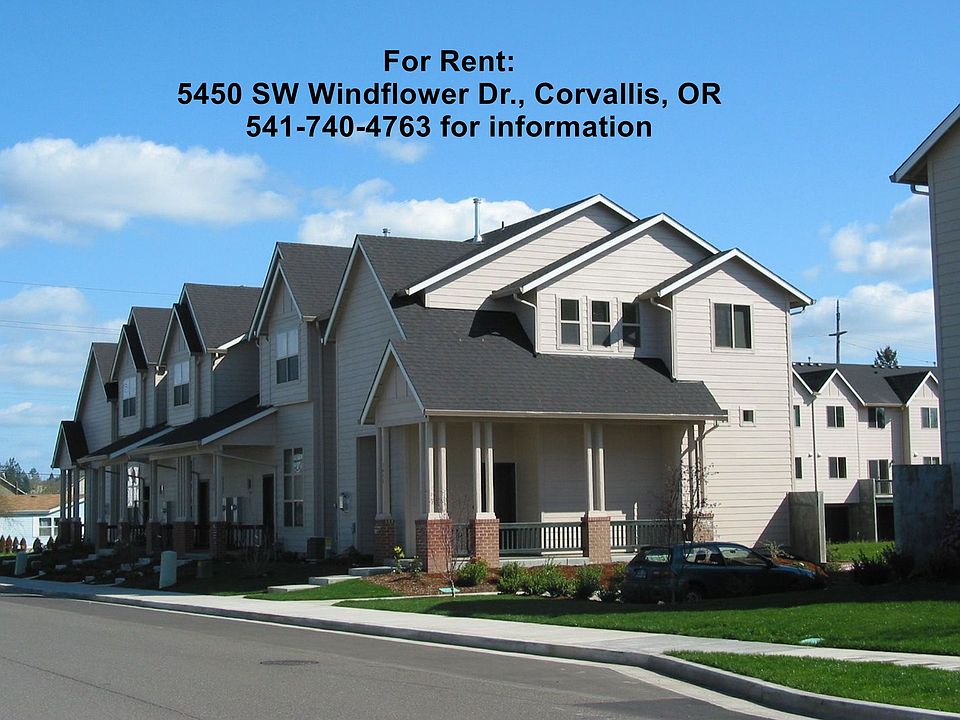 Spacious end unit with large porch.
