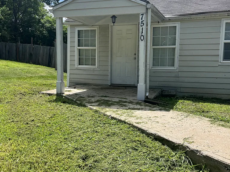 7510 James A Reed Rd — Photo 9