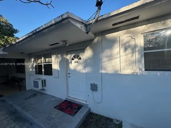 2501 NE 184th Ter #2503, North Miami Beach, FL 33160