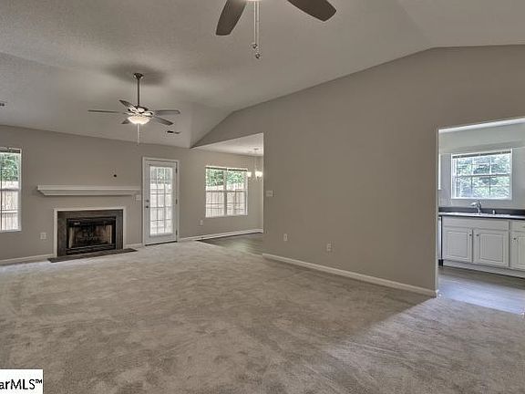 4th image of 337 Woodruff Park Ln
