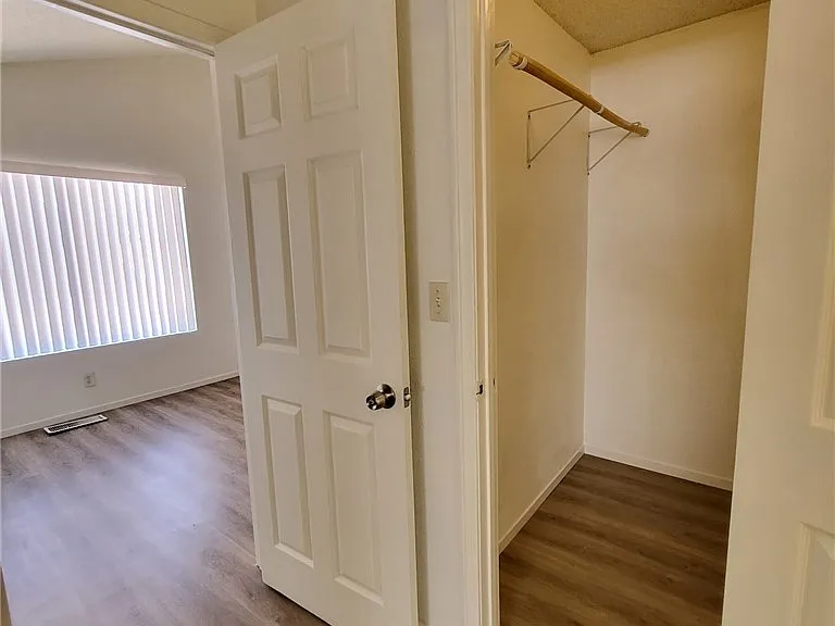 4456 Buena Vista Dr — Photo 16