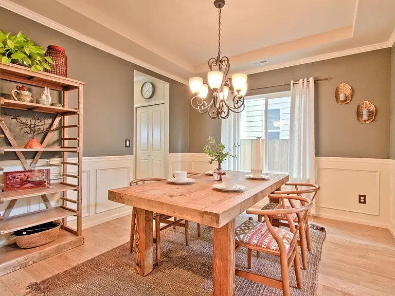 Formal dining room