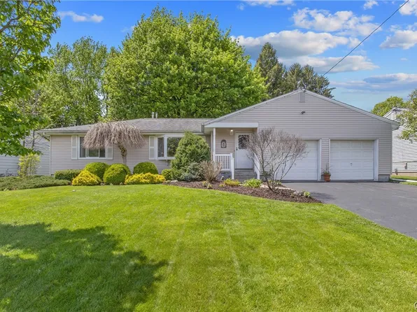 228 Marian Dr, Syracuse, NY 13219
