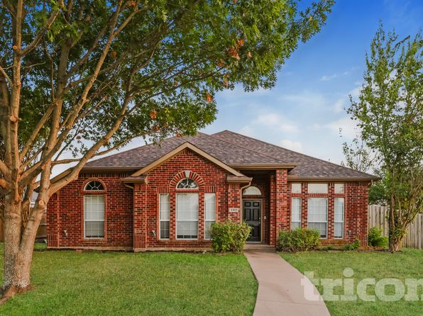 1362 Meadow Creek Dr