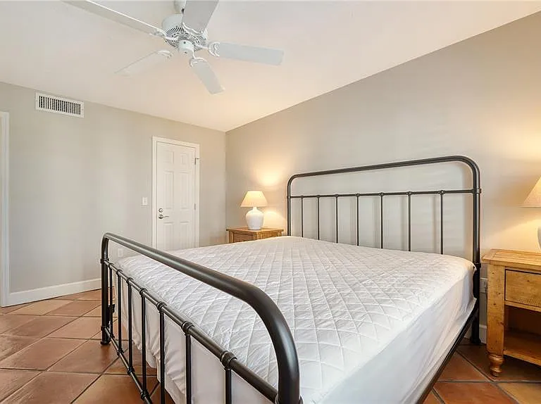 800 Benjamin Franklin Dr #406 — Photo 19