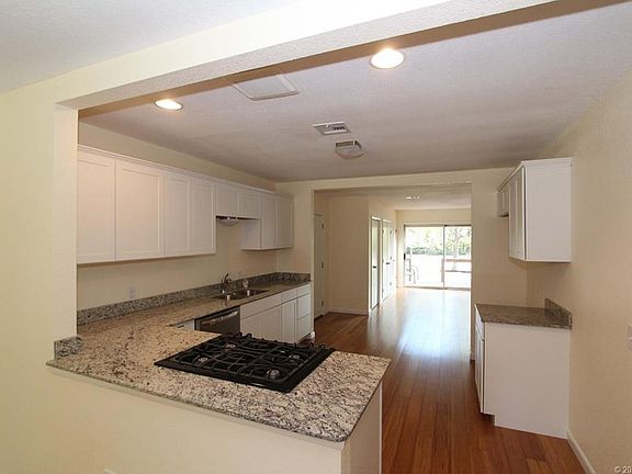 5th image of 3161 S 61st Ave W