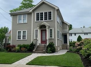 27 Frederick St #27, Newtonville, MA 02460