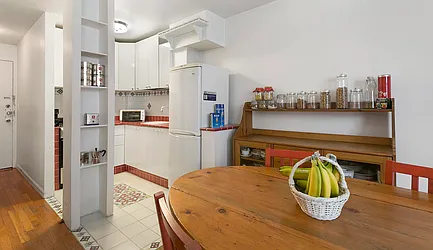 336 East 50th Street