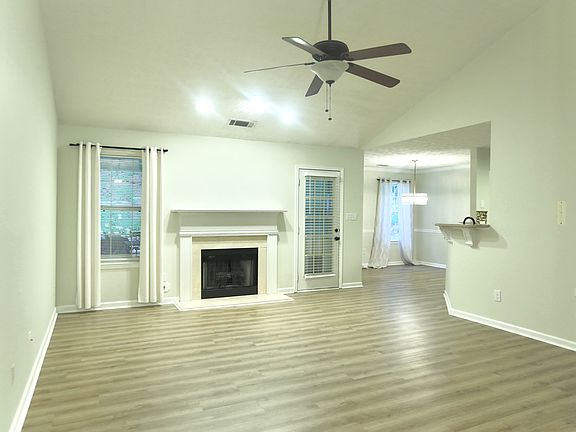 5th image of 2277 Lazy Days Rd