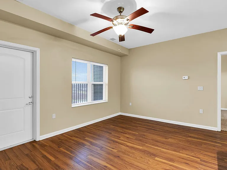 Copper View Apartments — Photo 12