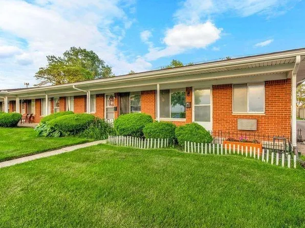 22800 Beaconsfield Ave, Eastpointe, MI 48021