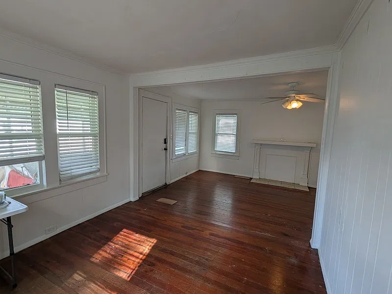2 bed, 1.5 bath, 968 sqft, $1,435 — Photo 4