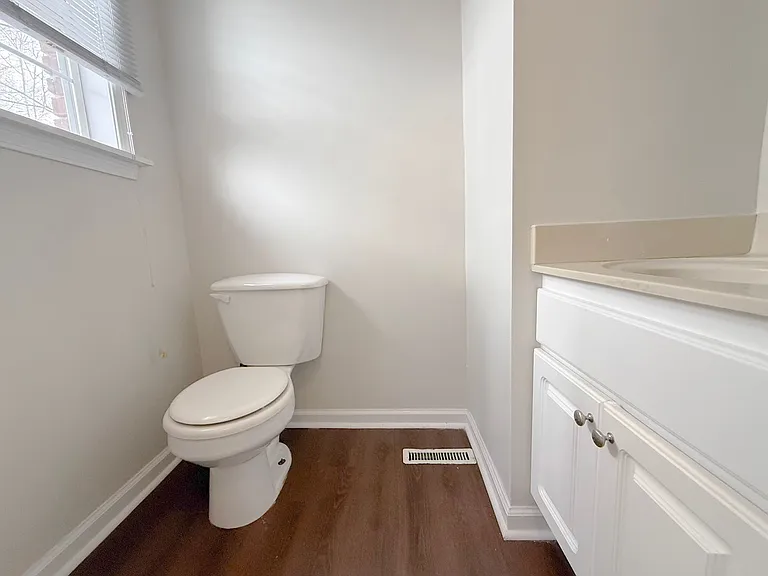 1219 Byrne Ave — Photo 20