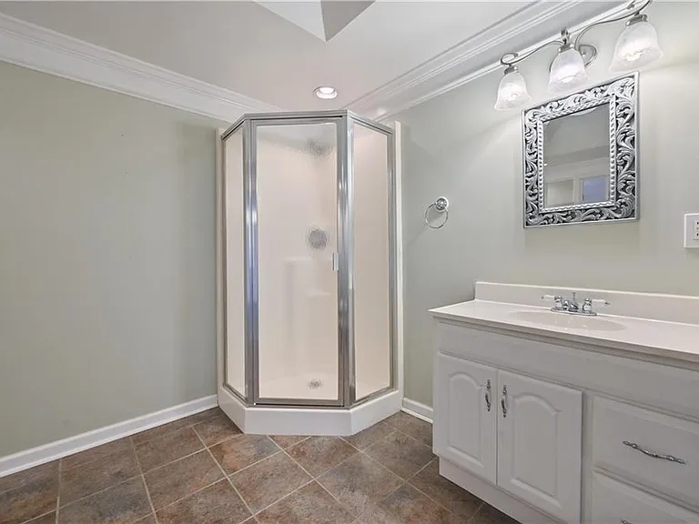 1792 Bristol Farms Ct — Photo 53