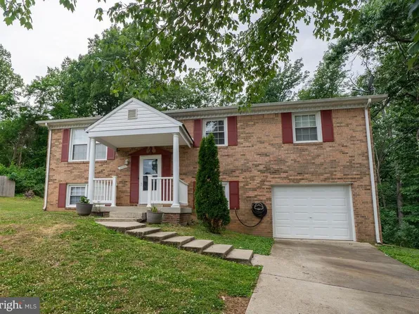 5733 Joan Ln, Temple Hills, MD 20748
