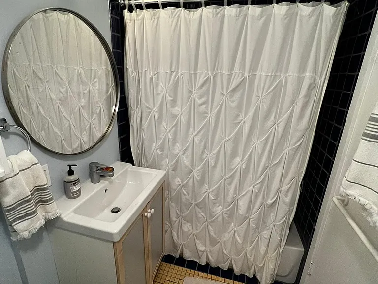 1720 Euclid St NW #B — Photo 5