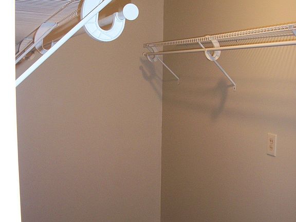 OWNERS WALK IN CLOSET