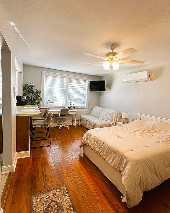 Open Layout w/ Natural Light
