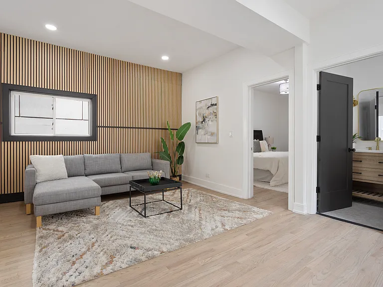 2456 W Huron St — Photo 26