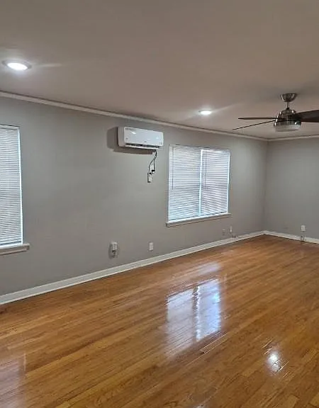 4714 Oakshire Dr #2 — Photo 2