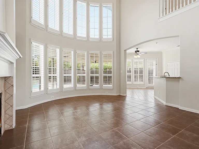 2221 Danielle Dr — Photo 10
