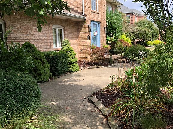 3rd image of 216 Vista Dr