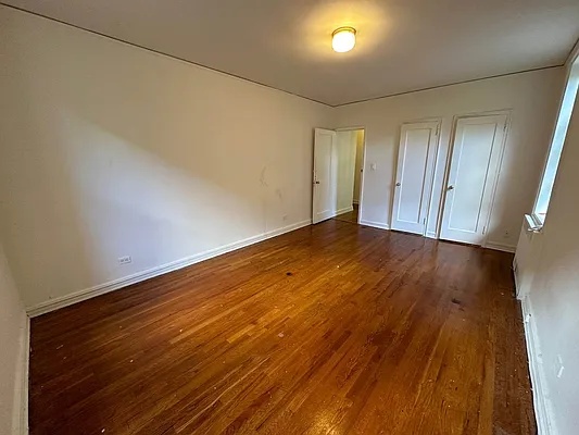 Rented by Queens Apartments Realty LLC | media 11