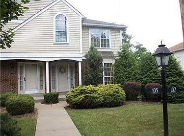 1st image of 107 Chapelridge Dr