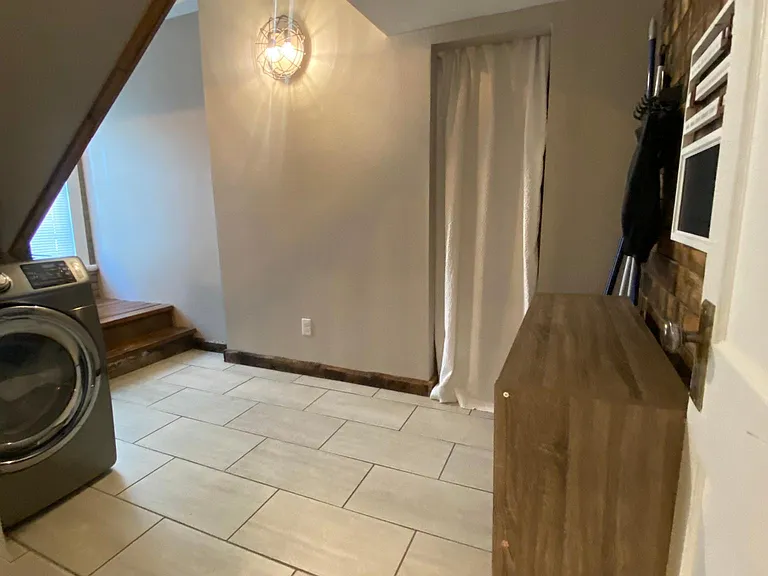 107 Alderson Ave — Photo 13