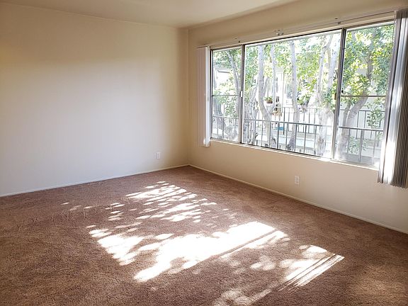 3rd image of 2288 Brown St APT 22