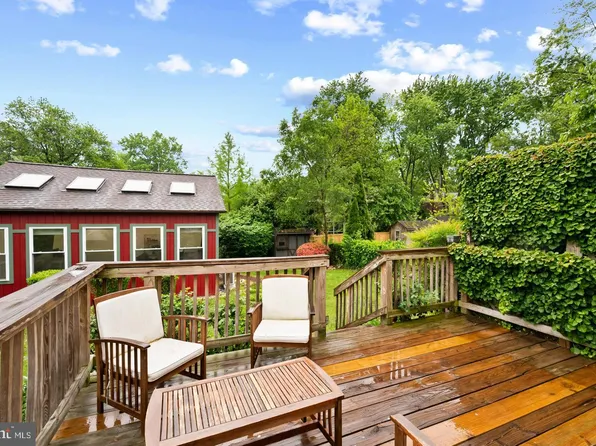 1708 Brisbane St, Silver Spring, MD 20902