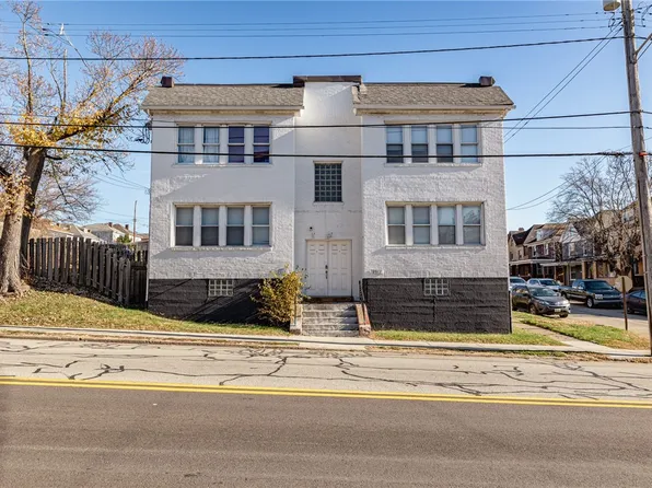 2015 West St, Homestead, PA 15120