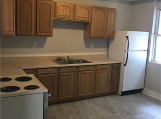 188 N 20th St, Columbus, OH 43203