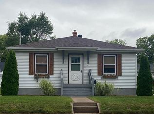 2114 East Ave S, La Crosse, WI 54601