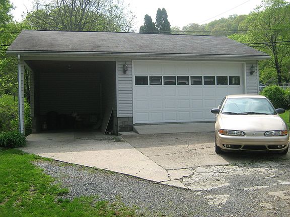 Garage and XL carport