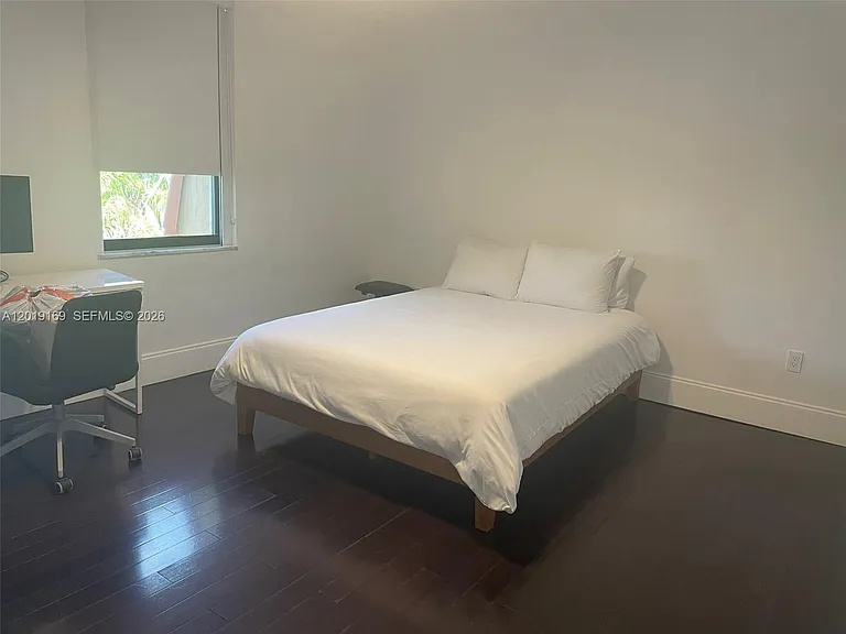 3720 NE 167th St #39 — Photo 5