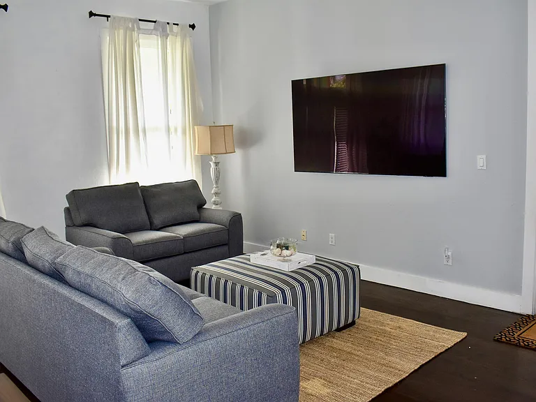 2430 SW 130th Ave #1 — Photo 4