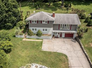 1423 National Rd, Wheeling, WV 26003