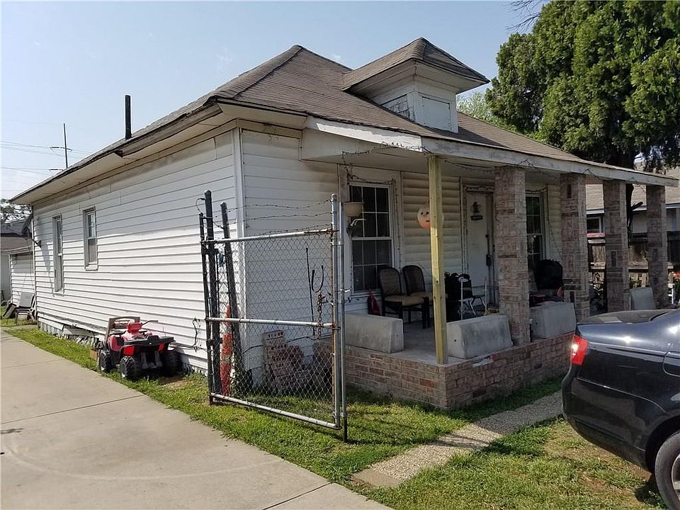 2nd image of 619 N Jester Ave