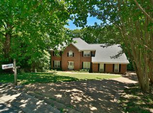 2008 Revolutionary Ln, Hixson, TN 37343